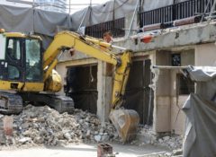解体工事現場の安全対策